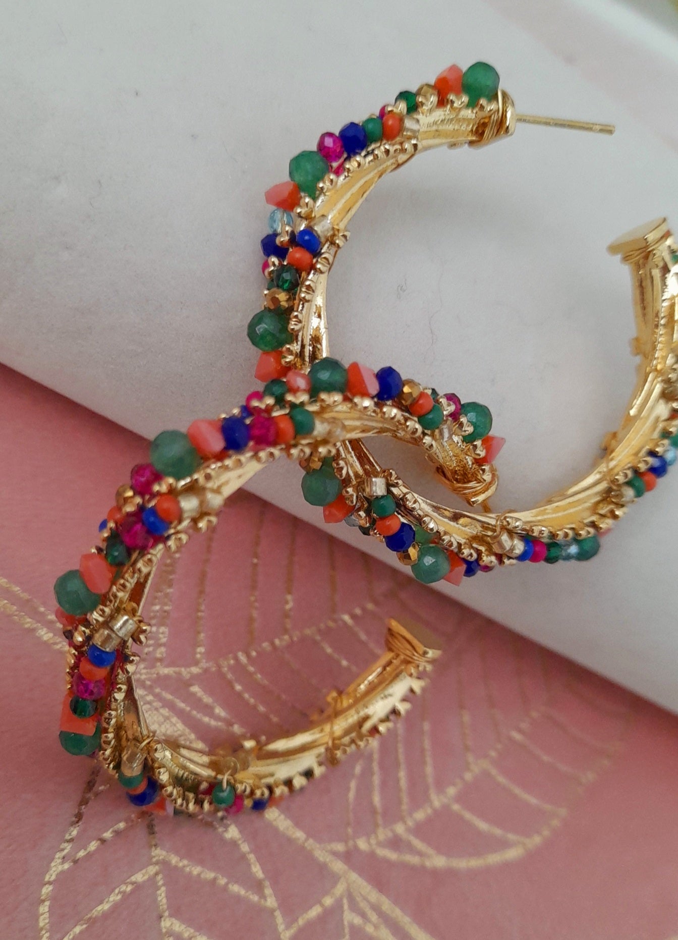 Keya Pierres Naturelles et perles de verre.