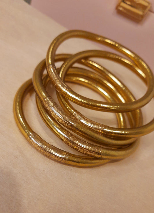 ILYANA jonc Bouddhiste Gold avec mantra taille M