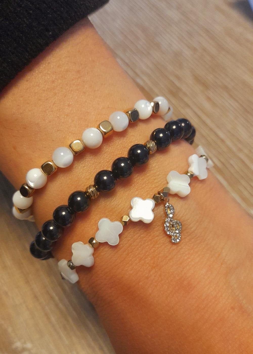 Bracelet Trèfle Nacre Blanche  Douceur et Élégance Naturelle  Limdéa
