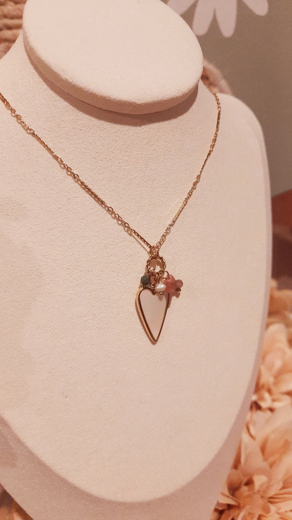 Collier Sarah