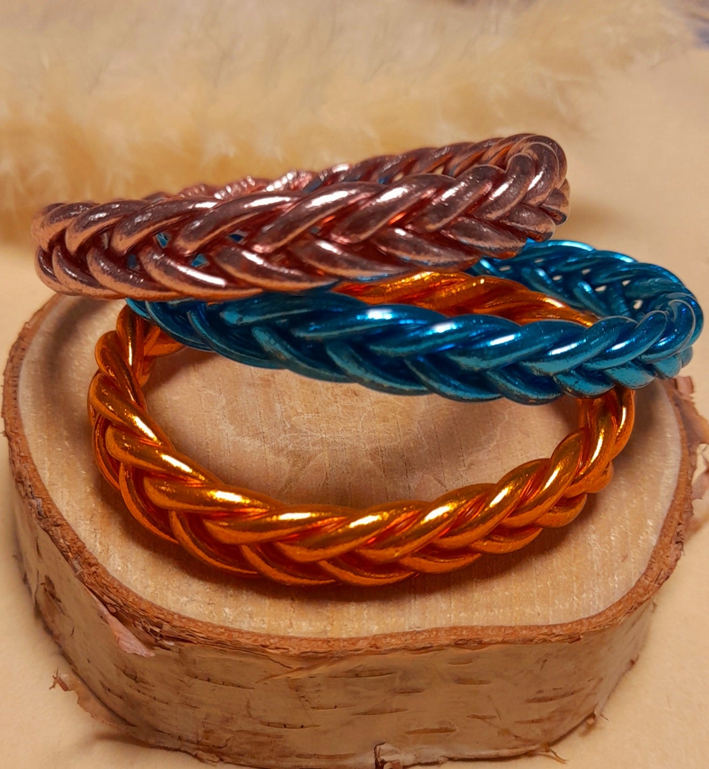 Jonc Bouddhiste tressé Orange avec mantra taille M