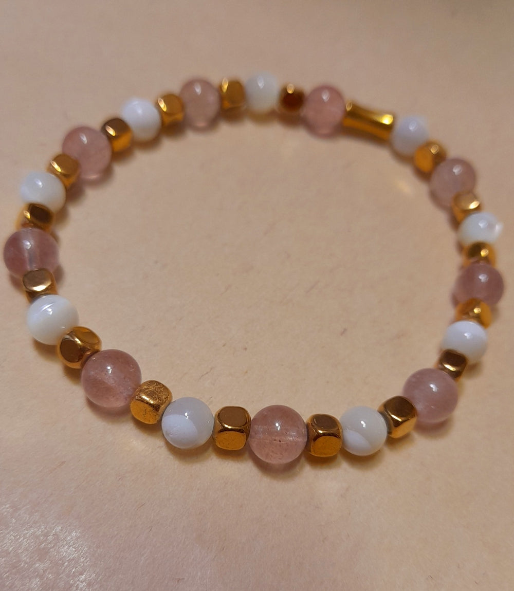 Bracelet Quartz Fraise et Nacre Blanche 6 mm  Douceur & Harmonie Limdéa